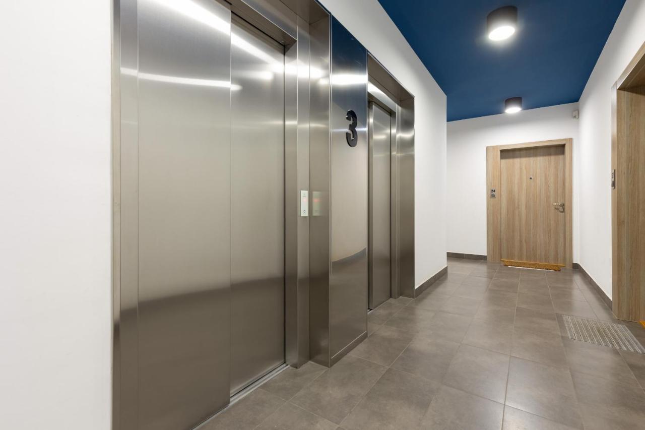 Osiedle Intenso Warszawa Wola By Noclegi Renters Exterior photo